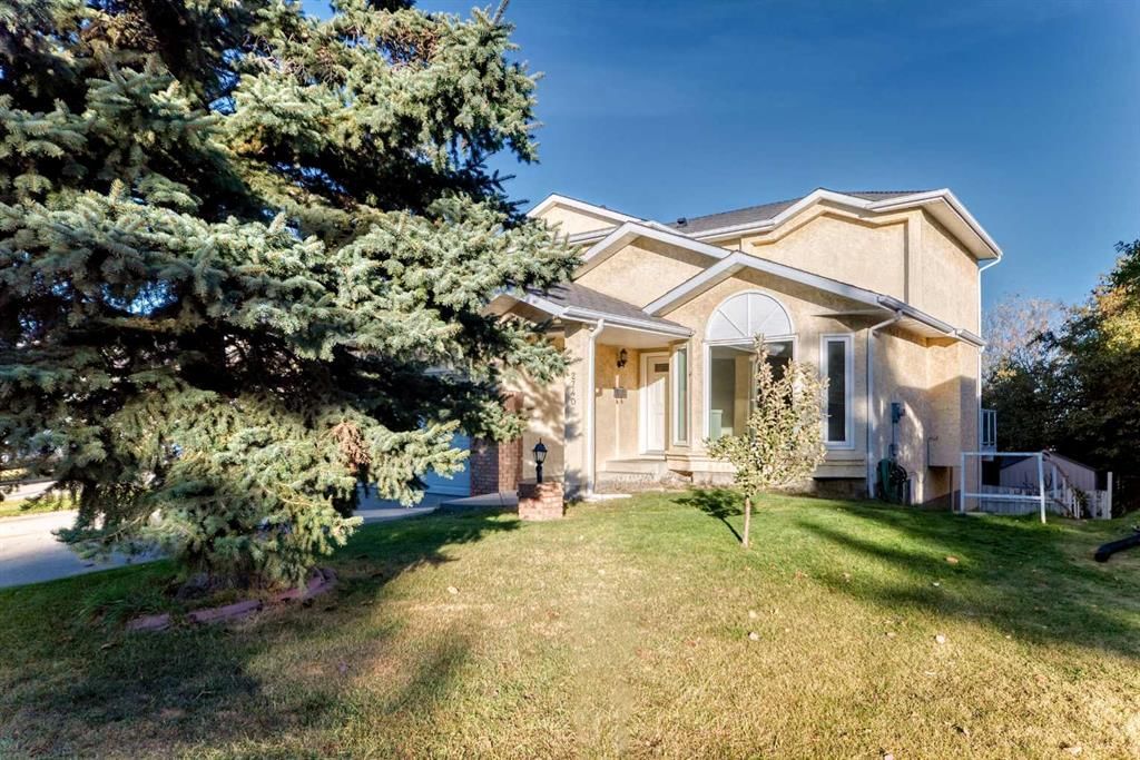 2740 Signal Hill Drive SW, Calgary — photo 2 of 31