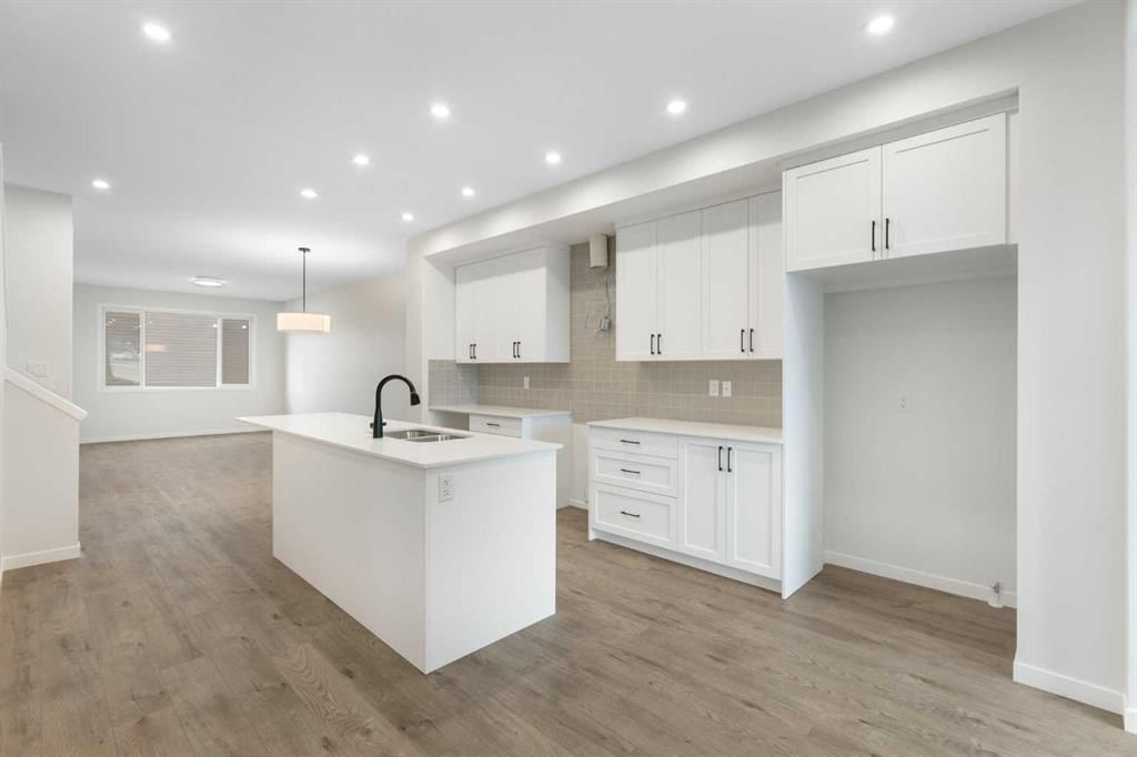 103 Royston Way NW, Calgary — main listing photo