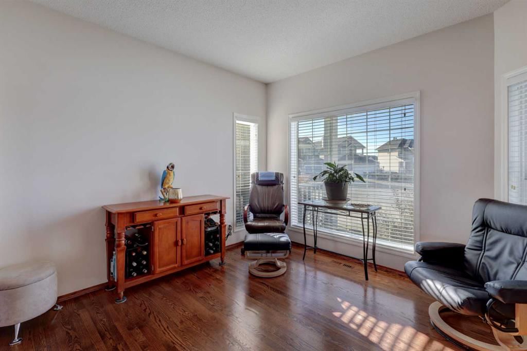 20 Coral Reef Bay NE, Calgary — photo 4 of 44