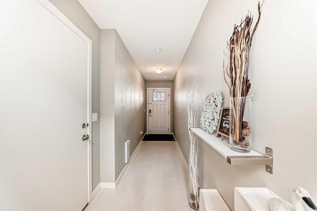 84 Copperstone Villas SE, Calgary — photo 2 of 28
