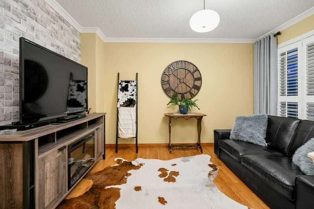 167 Mckenzie Lake View SE, Calgary — photo 5 of 50