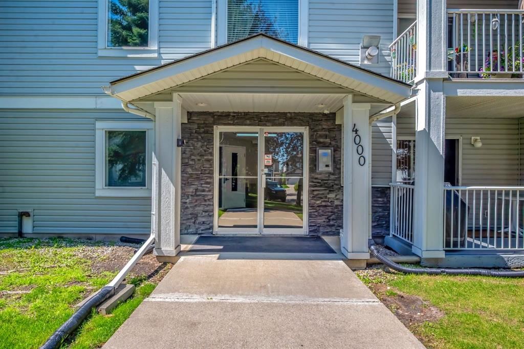 204, 4204 valleyview Park SE, Calgary — main listing photo