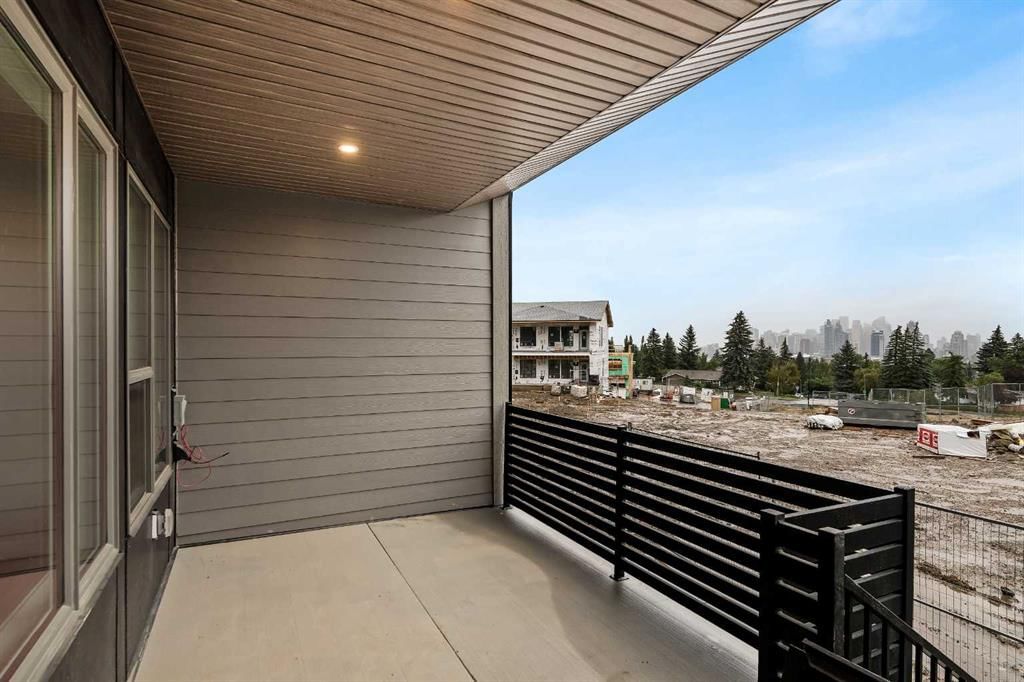 417 Sovereign Common SW, Calgary — photo 2 of 29