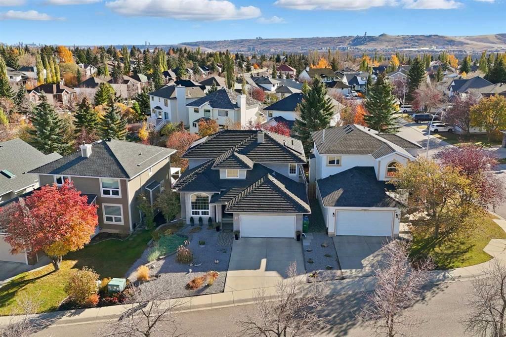 19 Sceptre Close NW, Calgary — photo 3 of 44