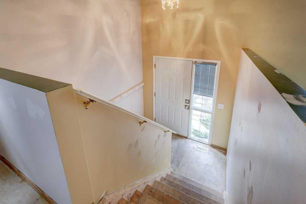 181 Martin Crossing Way NE, Calgary — photo 3 of 32