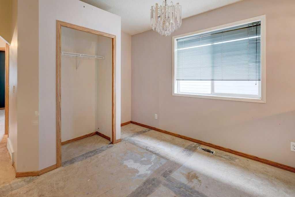 181 Martin Crossing Way NE, Calgary — photo 4 of 32