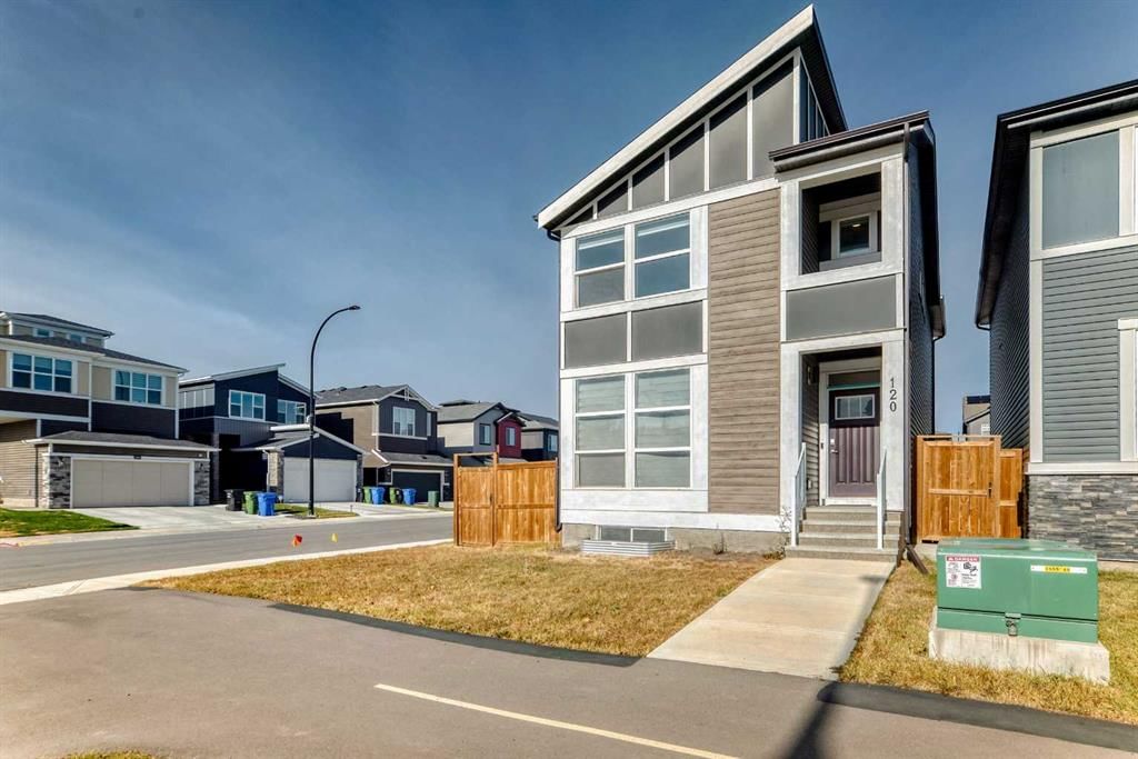 120 Belmont Boulevard SW, Calgary — photo 2 of 50