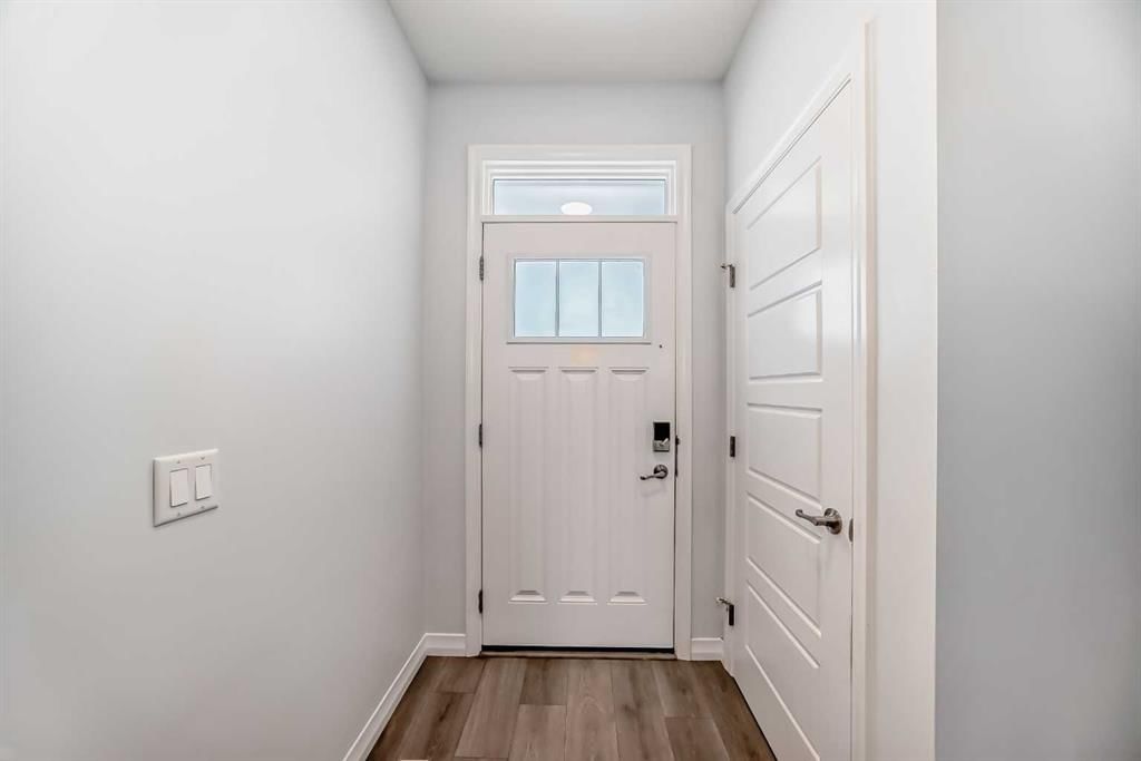 120 Belmont Boulevard SW, Calgary — photo 3 of 50