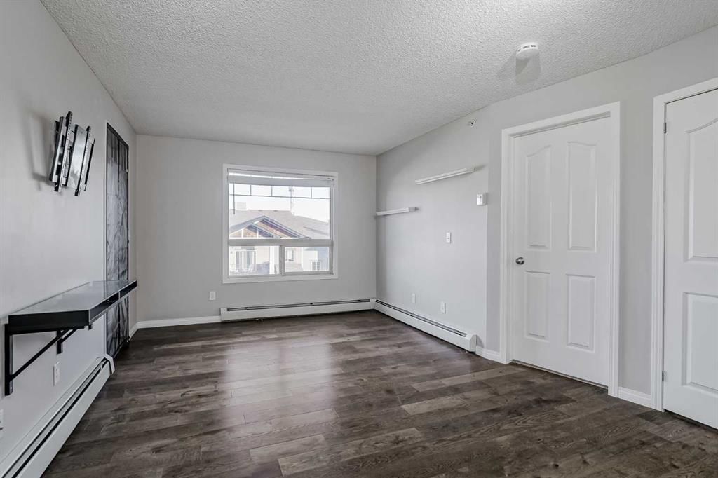 4420, 60 Panatella Street NW, Calgary — photo 4 of 28
