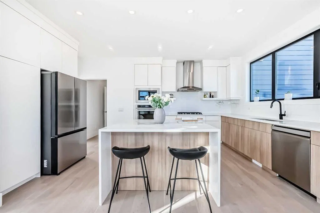 26 Treeline Common SW, Calgary — photo 4 of 50