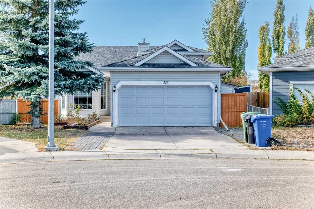 323 Appleglen Place SE, Calgary — main listing photo