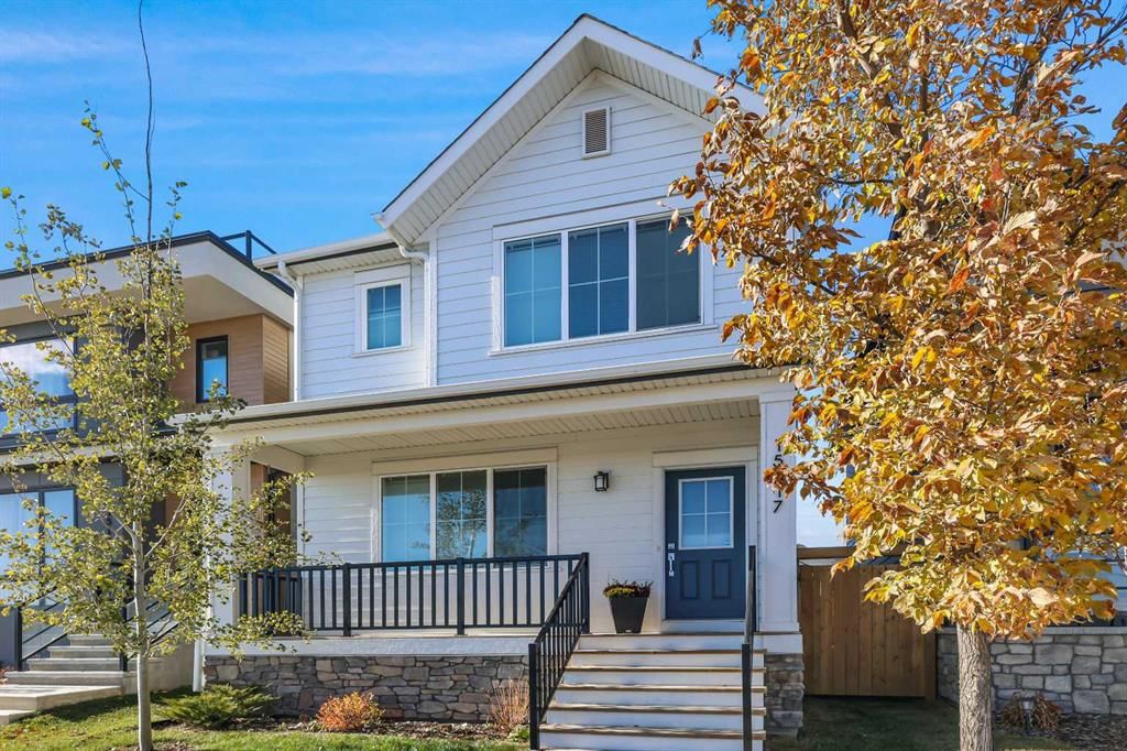 15117 37 Street SW, Calgary — main listing photo