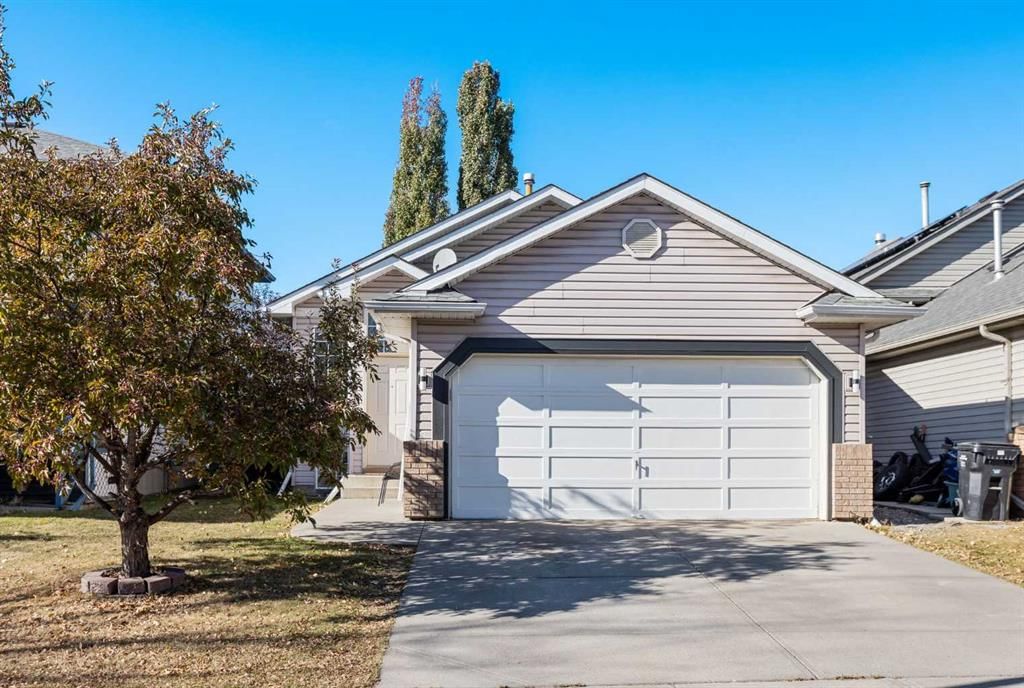 319 Douglas Glen Boulevard SE, Calgary — main listing photo