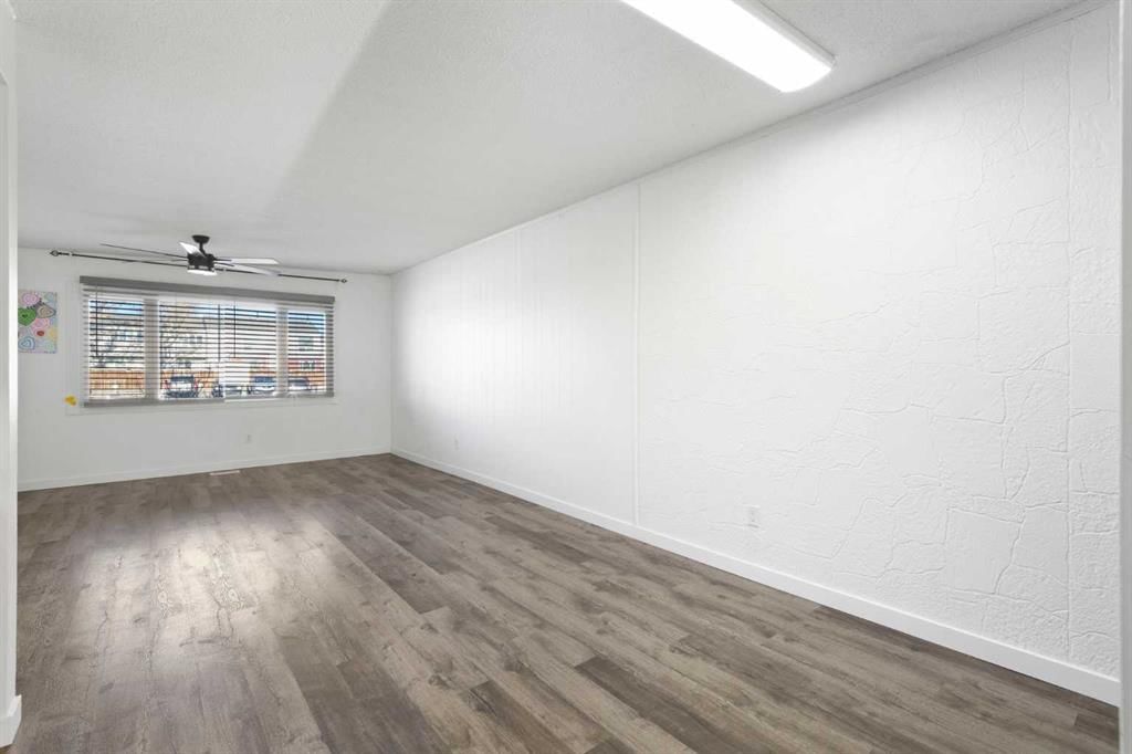 5414 Pensacola Crescent SE, Calgary — photo 2 of 43