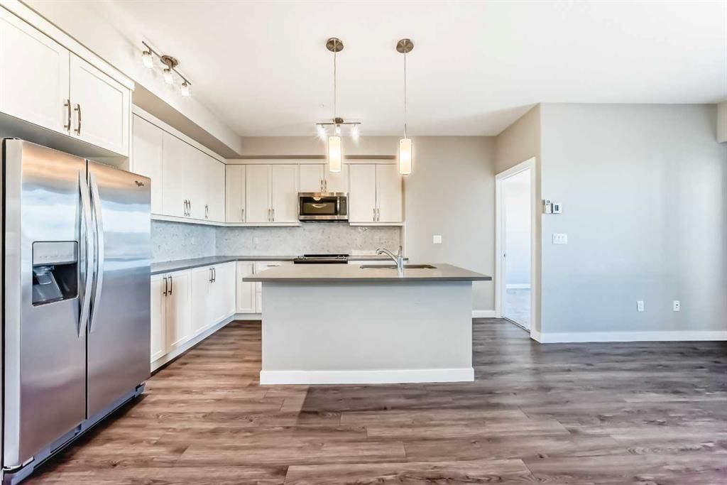 #305, 150 Auburn Meadows Manor SE, Calgary — photo 4 of 32