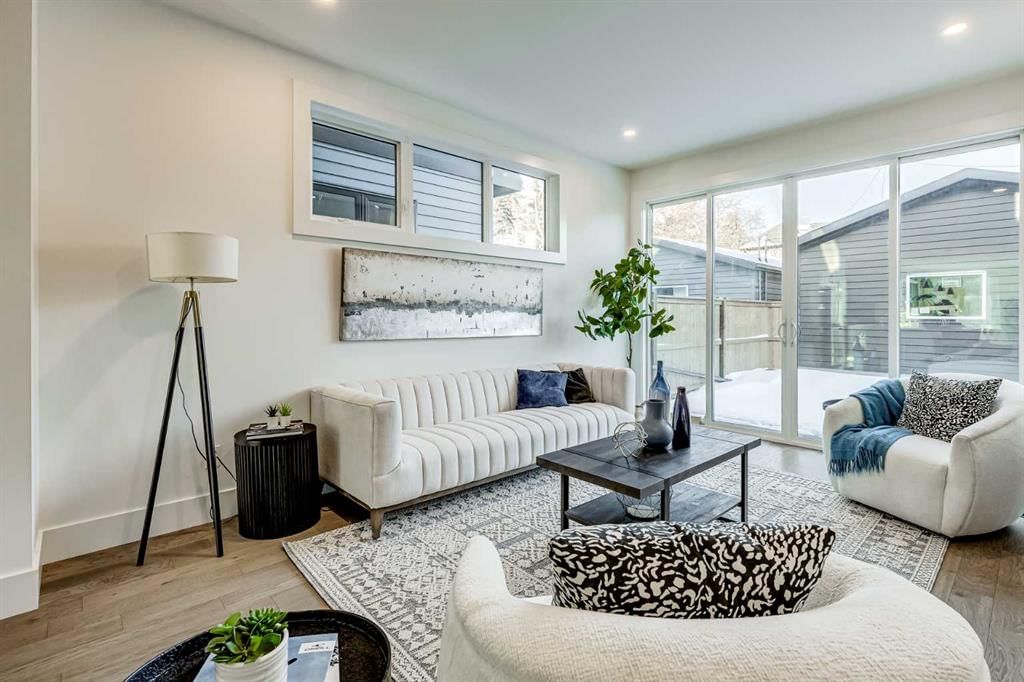 436 28 Avenue NW, Calgary — photo 3 of 49
