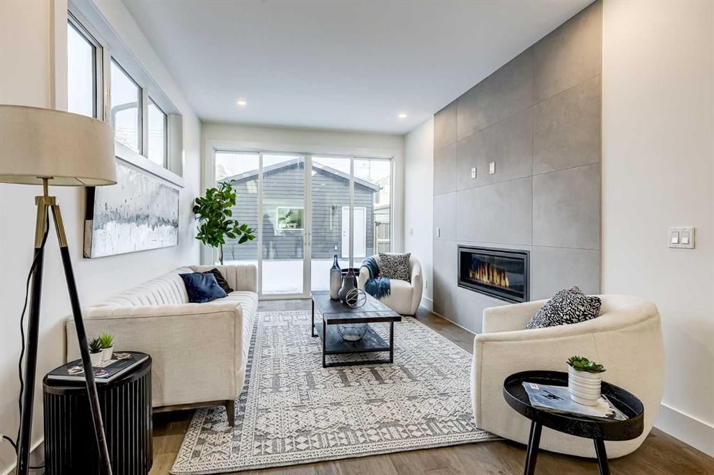 436 28 Avenue NW, Calgary — photo 5 of 49