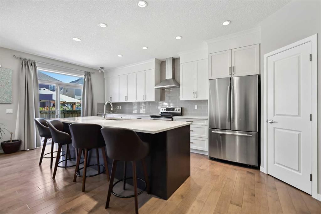 67 Auburn Glen Close SE, Calgary — photo 3 of 34