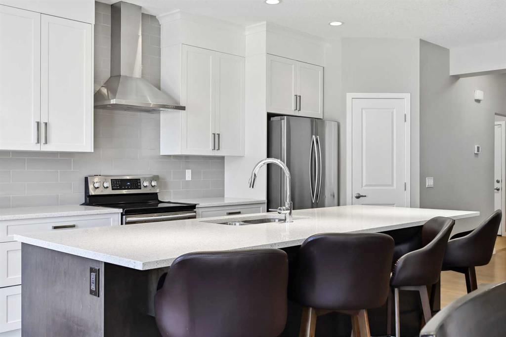 67 Auburn Glen Close SE, Calgary — photo 5 of 34