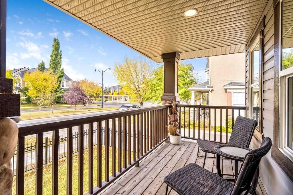 15128 Prestwick Boulevard SE, Calgary — photo 4 of 34