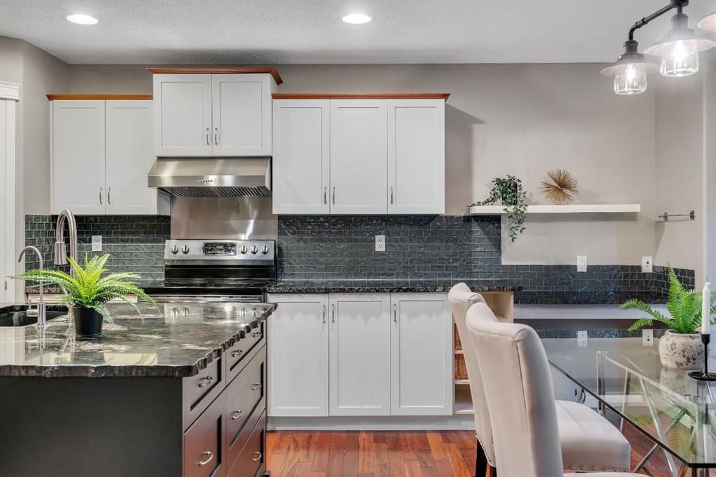76 Cranwell Close SE, Calgary — photo 2 of 50