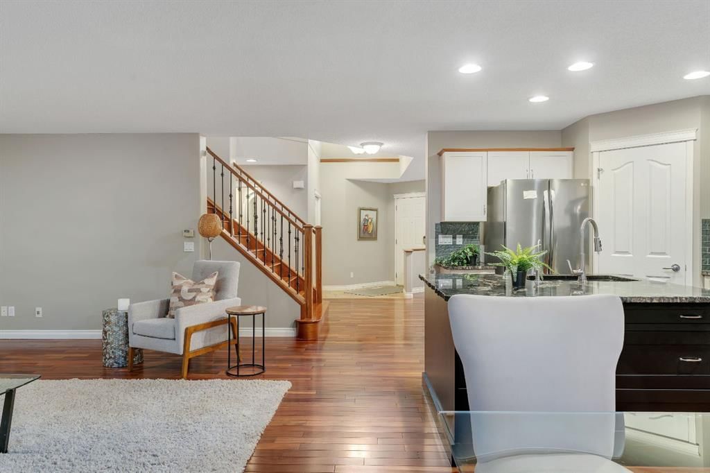76 Cranwell Close SE, Calgary — photo 3 of 50