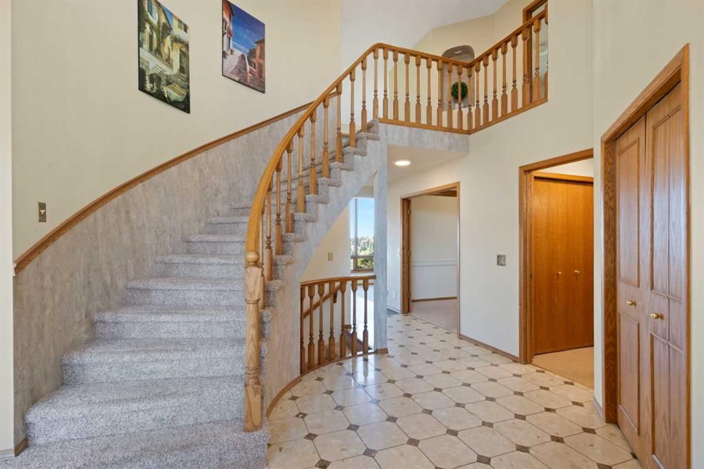 79 Edenstone View NW, Calgary — photo 4 of 49