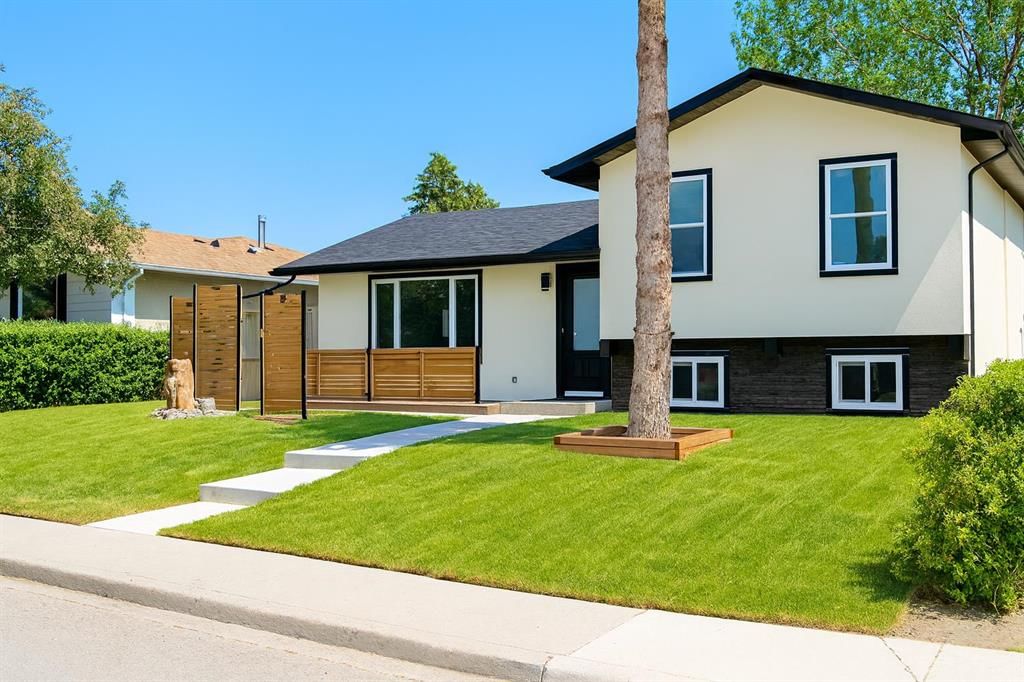 619 Arlington Drive SE, Calgary — photo 2 of 20