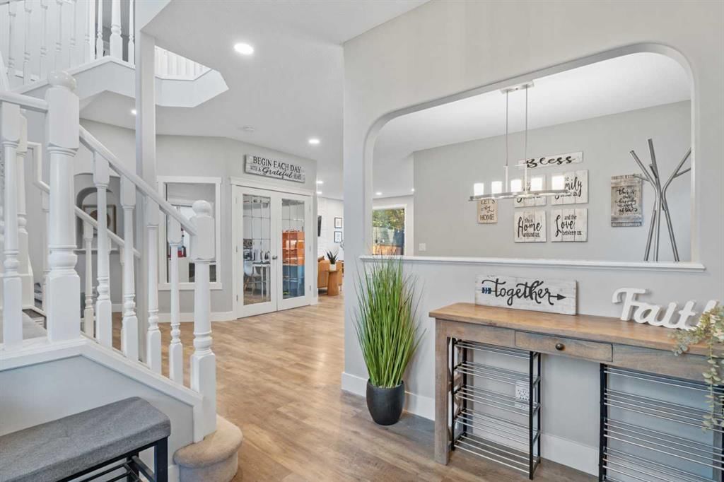 69 Cranleigh Drive SE, Calgary — photo 2 of 49
