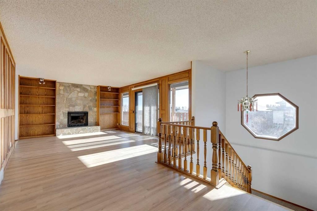 80 Beacham Rise NW, Calgary — photo 4 of 47