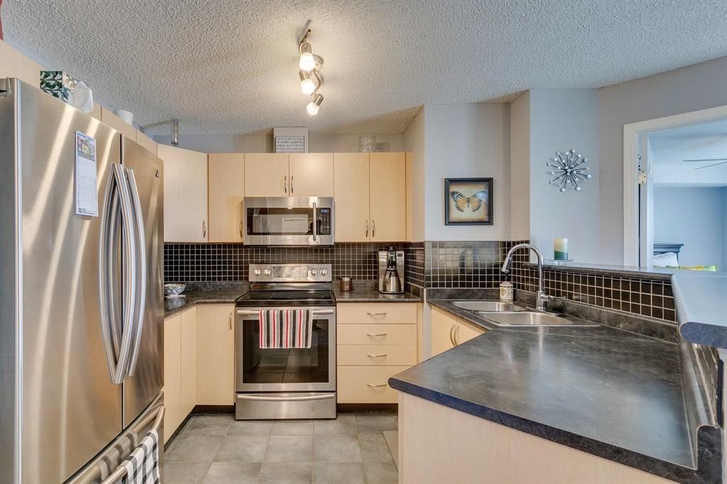 2310, 2371 Eversyde Avenue SW, Calgary — main listing photo