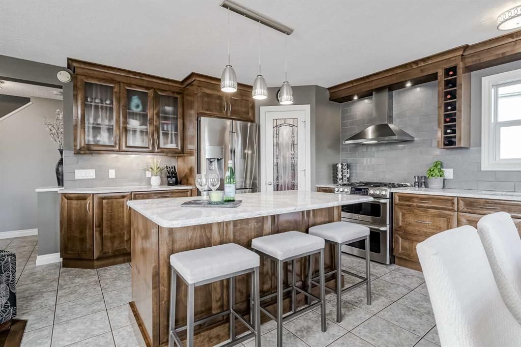 177 Douglas Glen Manor SE, Calgary — photo 4 of 42