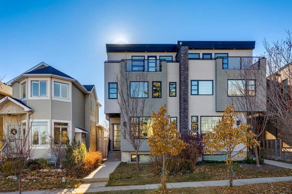 1605 29 Avenue SW, Calgary — main listing photo