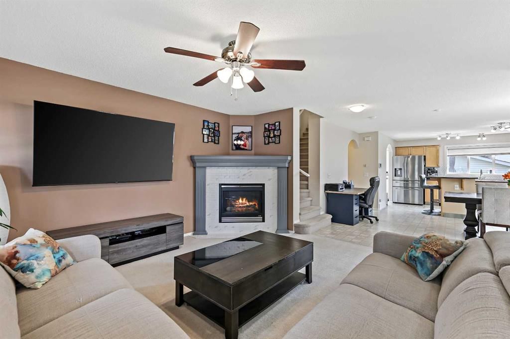 67 Copperfield Heights SE, Calgary — photo 5 of 47