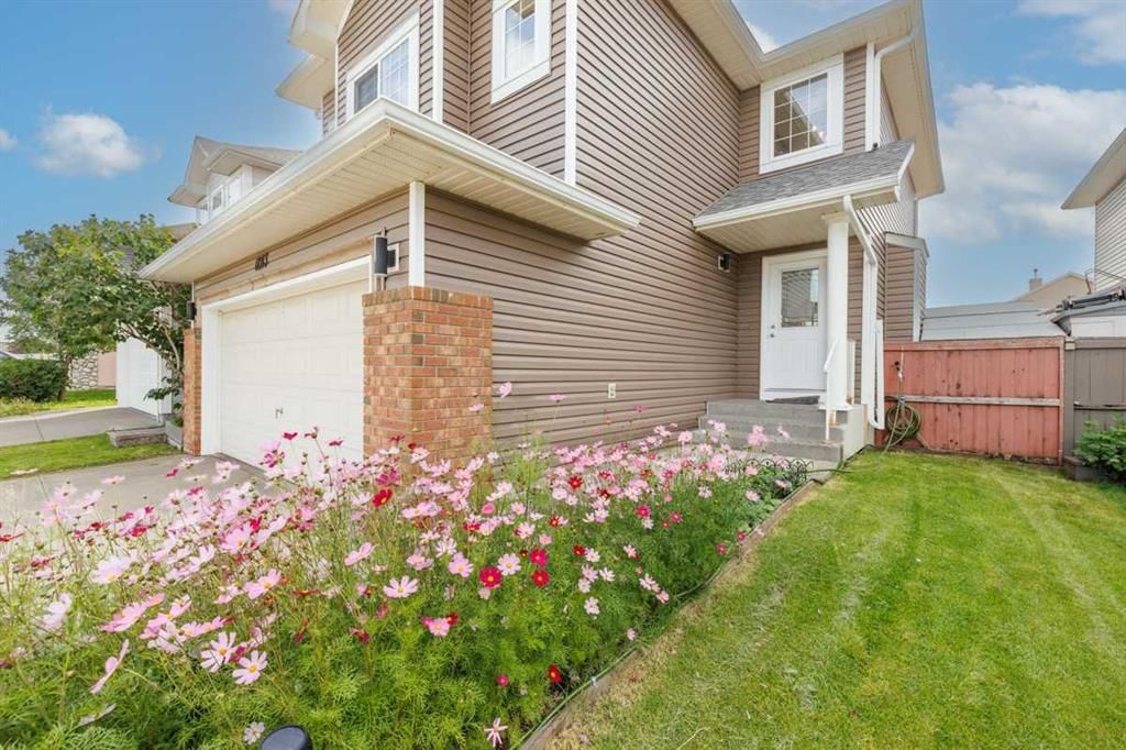 6013 Saddlehorn Drive NE, Calgary — main listing photo