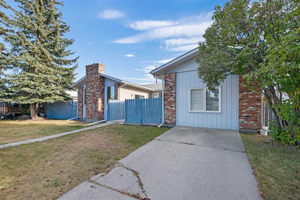 228 Queensland Drive SE, Calgary — photo 2 of 48