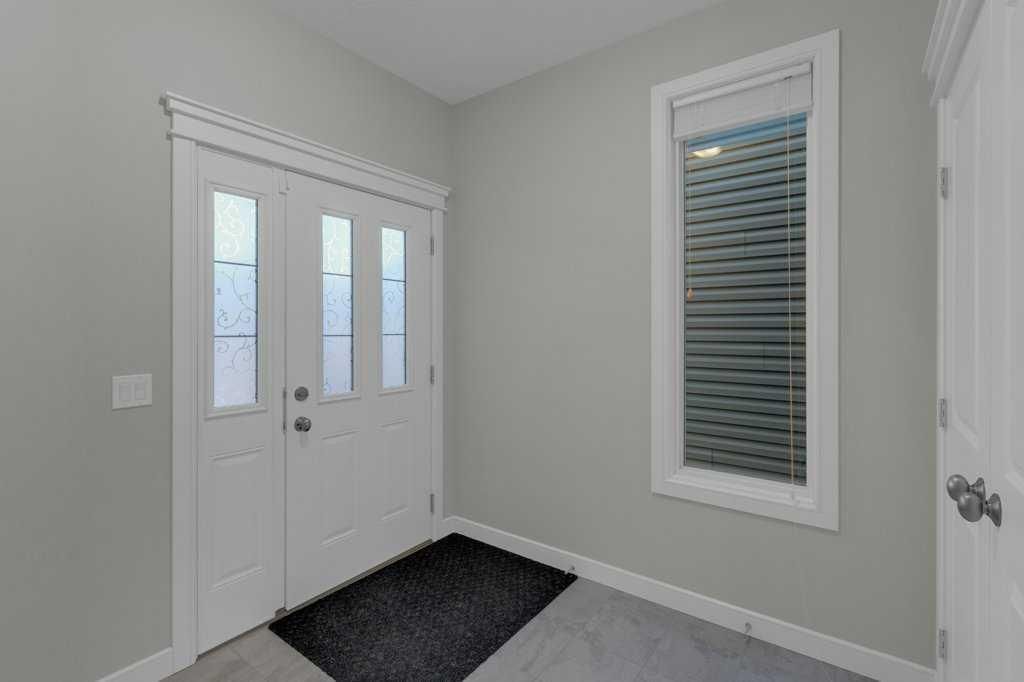 98 Evanscrest Terrace NW, Calgary — photo 4 of 35