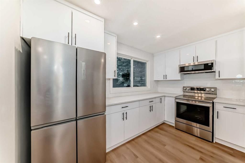 6603 Penbrooke Drive SE, Calgary — main listing photo