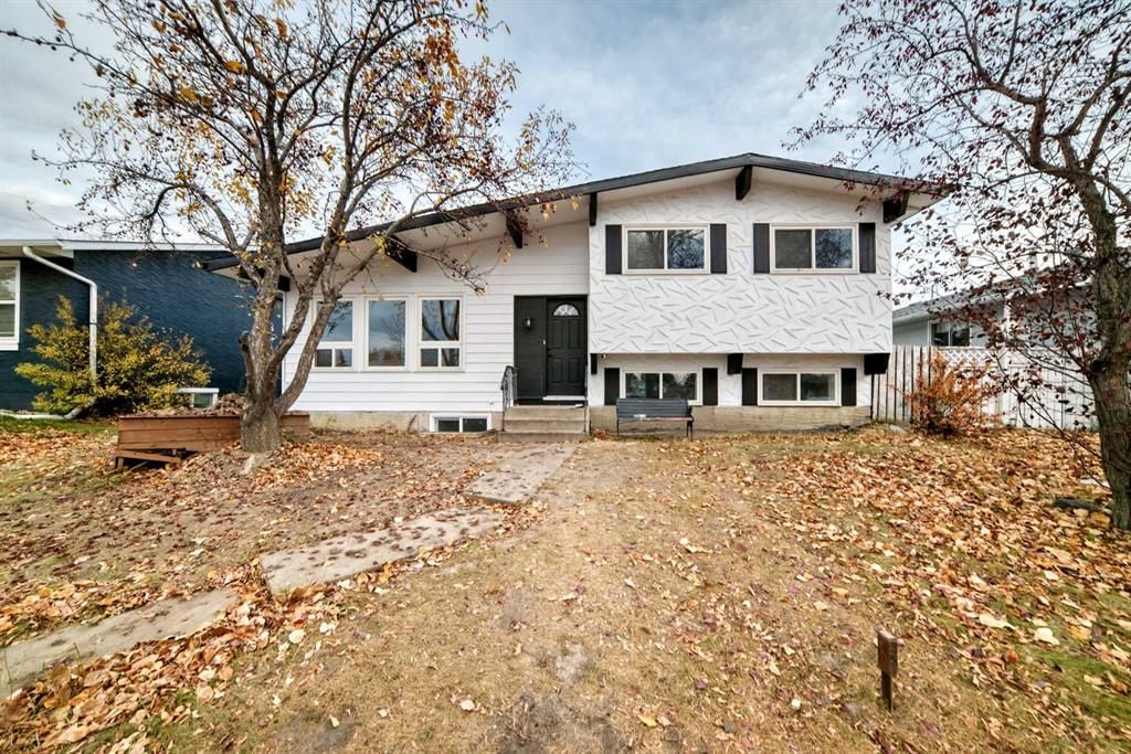 6603 Penbrooke Drive SE, Calgary — photo 2 of 50