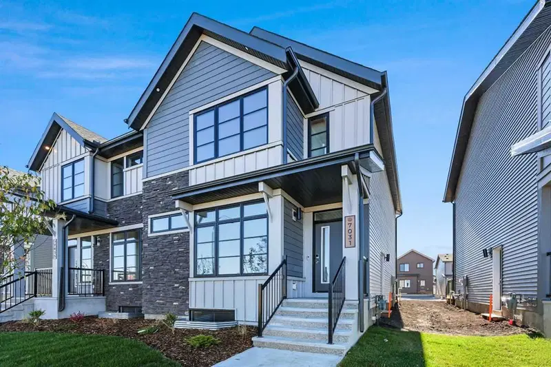 7031 Rangeview Avenue SE, Calgary — main listing photo