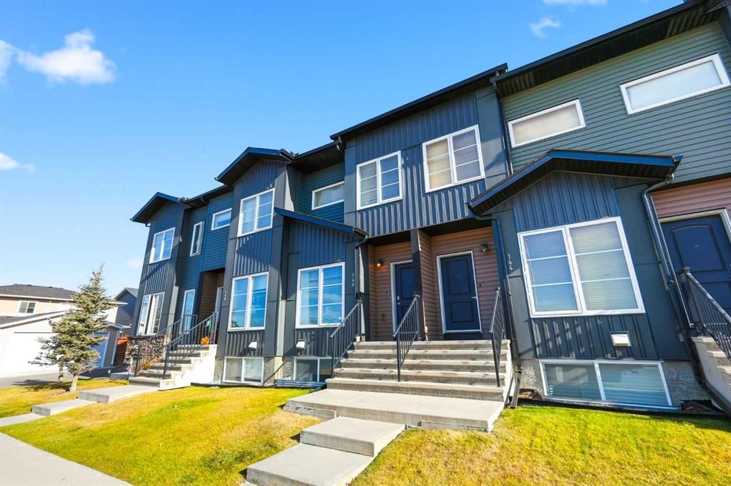 146 Red Embers Gate NE, Calgary — photo 3 of 41