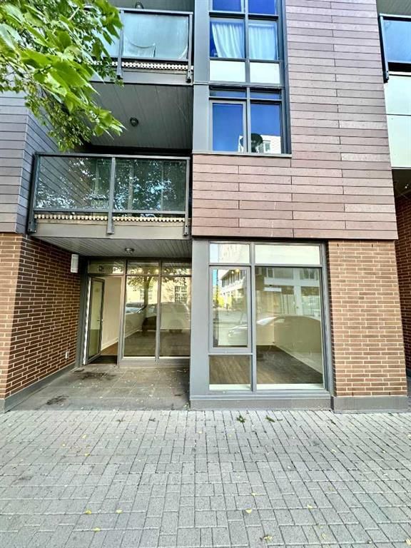 607 Confluence Way SE, Calgary — photo 2 of 24