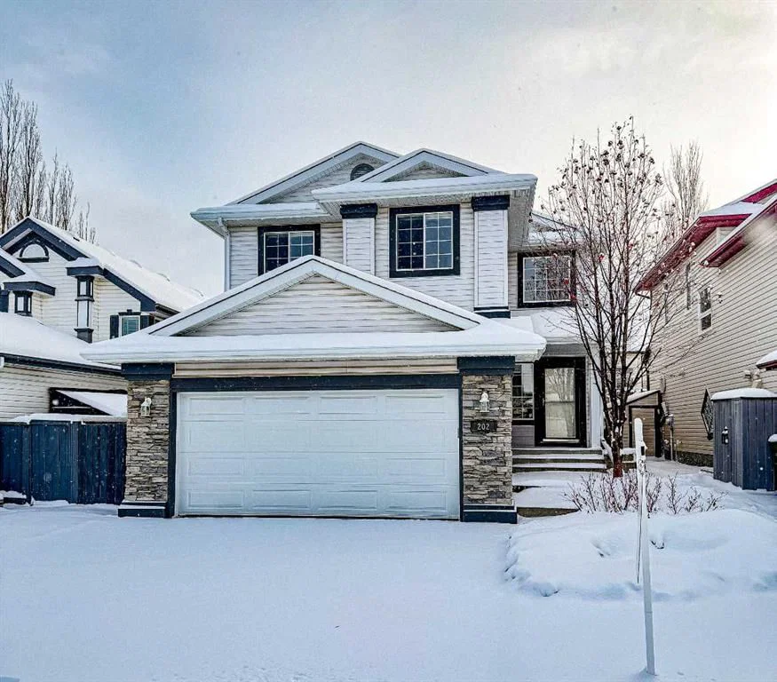 202 Citadel Circle NW, Calgary — main listing photo
