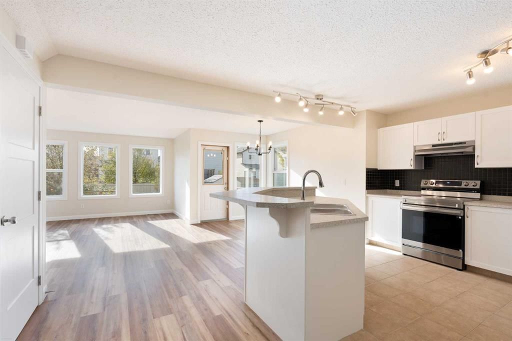 340 Tuscany Ridge Heights NW, Calgary — photo 5 of 34
