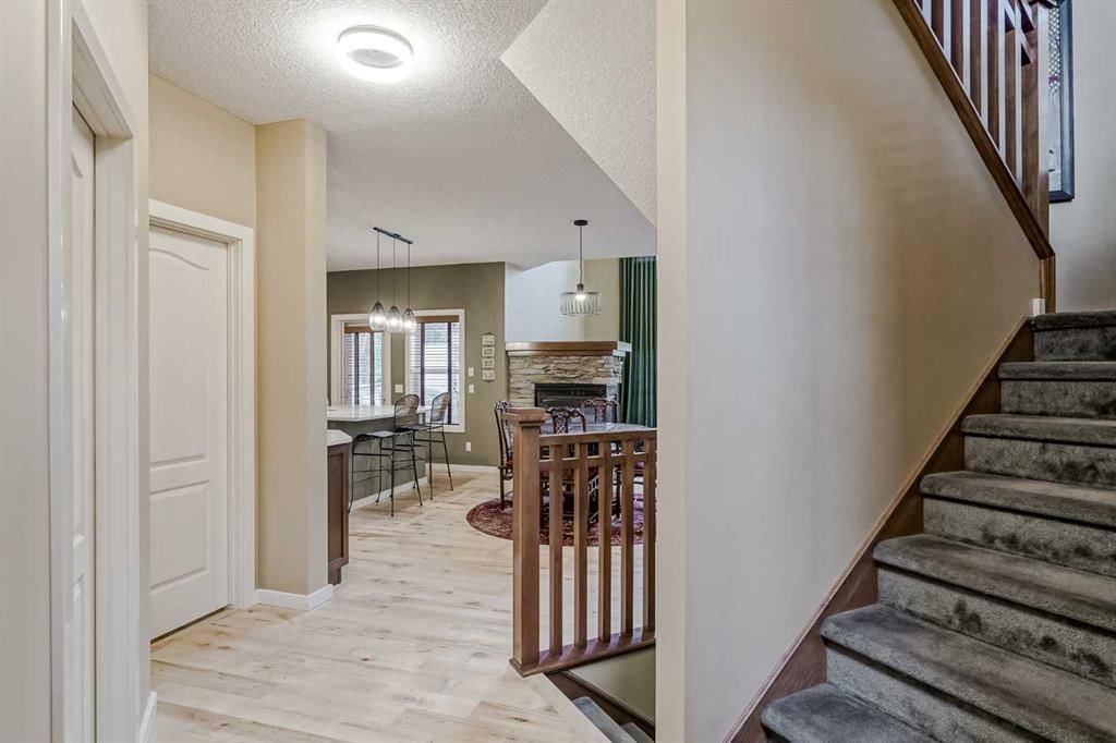 48 Chapala Square SE, Calgary — photo 3 of 50
