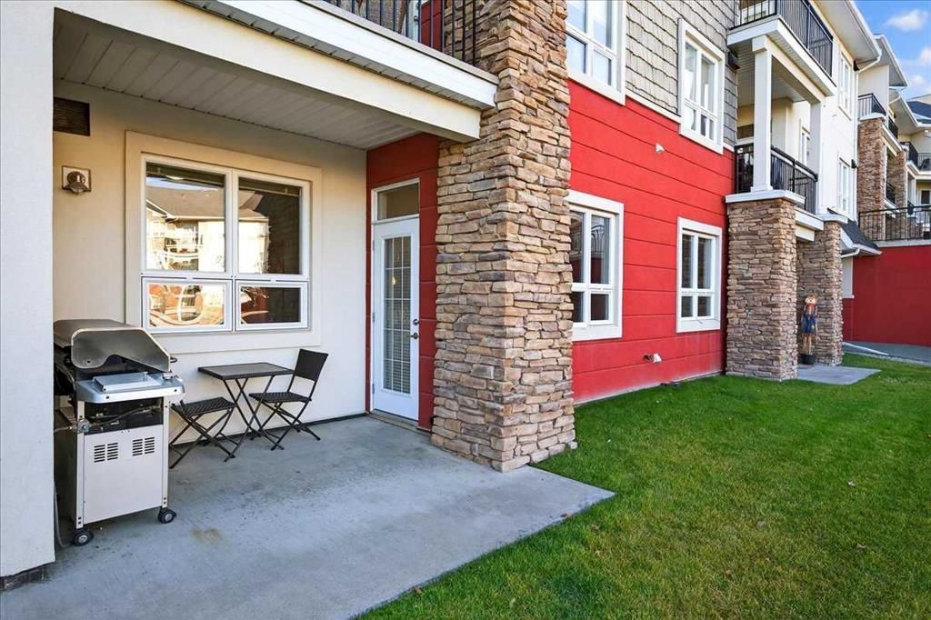 253, 26 Val Gardena View SW, Calgary — main listing photo