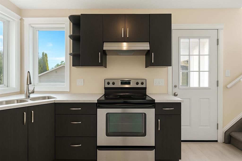 141 Tuscany Valley Green, Calgary — photo 5 of 37