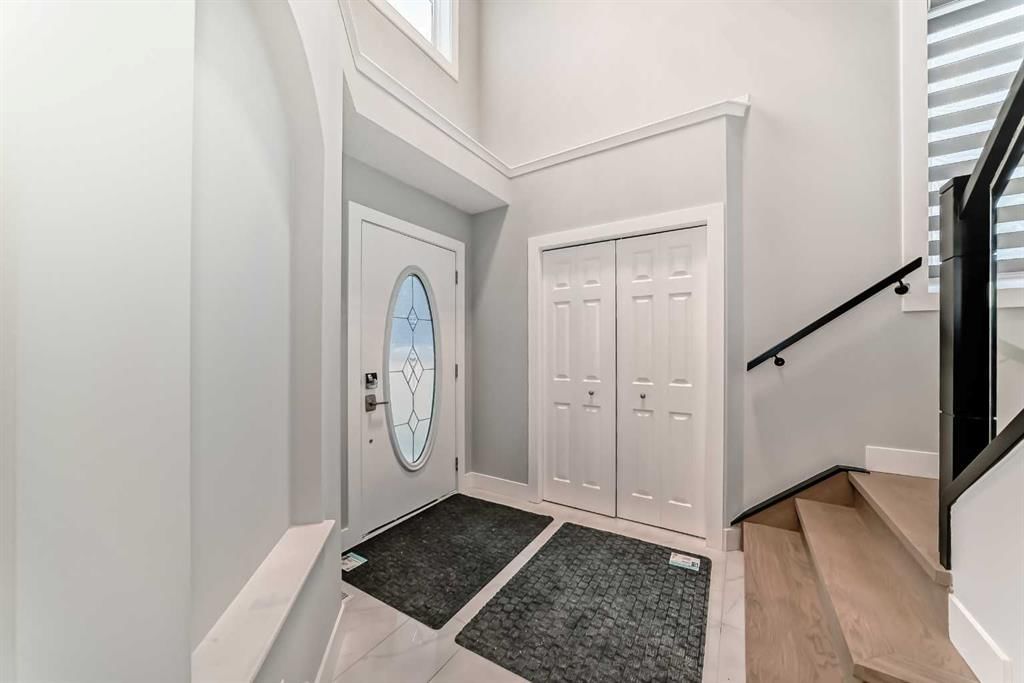 24 Copperfield Manor SE, Calgary — photo 3 of 30