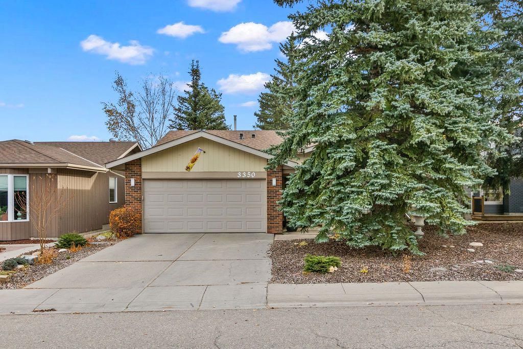 3350 Oakwood Drive SW, Calgary — main listing photo