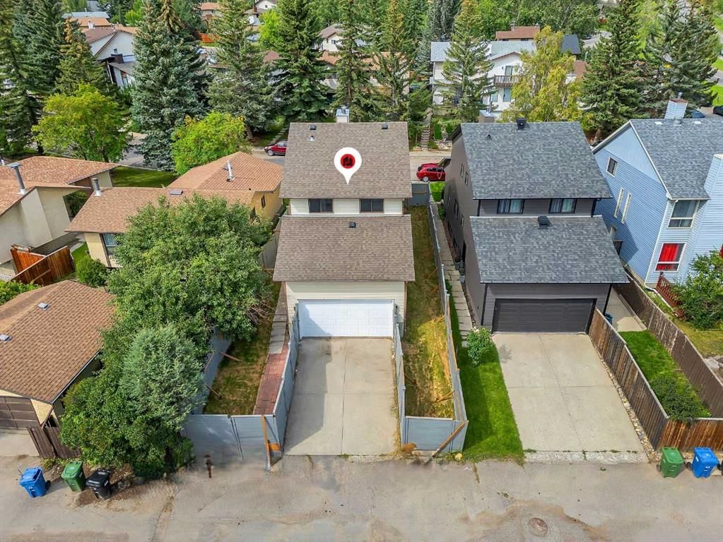 37 Edgeford Way NW, Calgary — photo 3 of 35